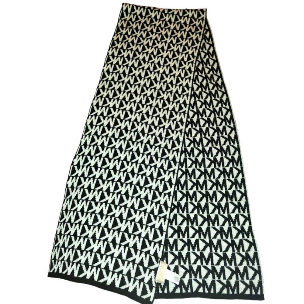 Michael Kors  reversible winter scarf